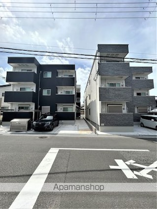 フジパレス日根野駅南Ⅱ番館[1LDK/38.08m2]の駐車場2