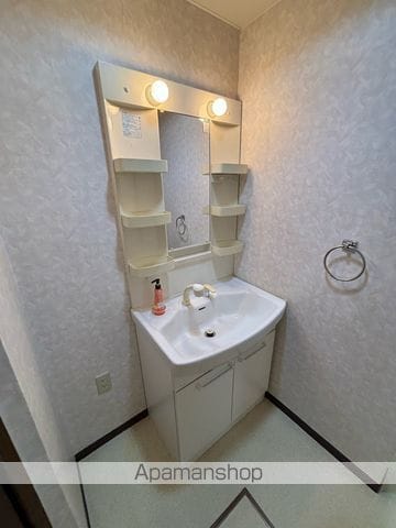 サンクス第三ハイツの内装写真