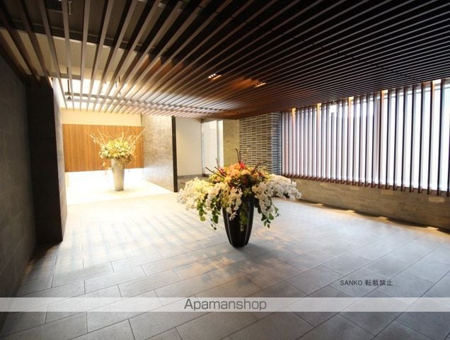 パシフィックタワー札幌の玄関写真
