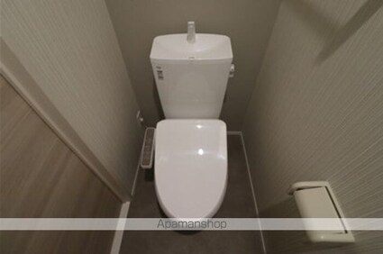 Ｓｋｅｙ　ｒｅｓｉｄｅｎｃｅ塚越（スカイエレジデンスツカゴシ）[1LDK/40.7m2]のトイレ