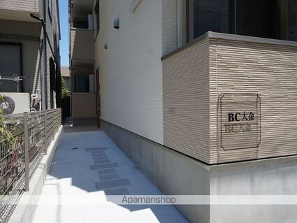 ＢＣ大金[1LDK/40.6m2]のエントランス