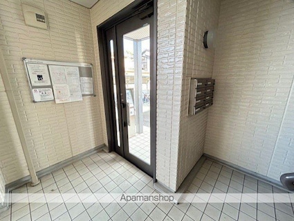 リビングタウン瀬田　Ｂ棟[1LDK/40.3m2]のエントランス2