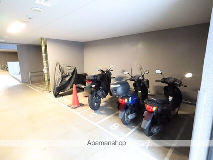 プレサンス錦ラウム[1LDK/39.92m2]の共用部1