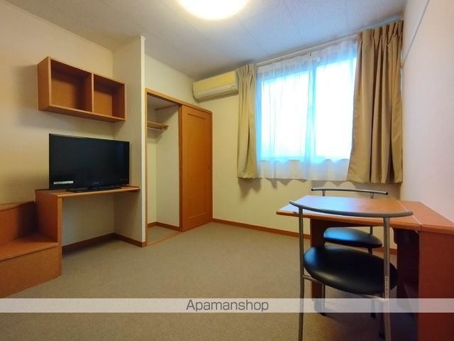 レオパレスコーポイワキの内装写真