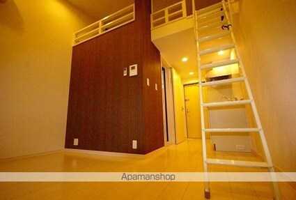 愛知県名古屋市中村区中島町３丁目[1R/19.23m2]のリビング・居間1