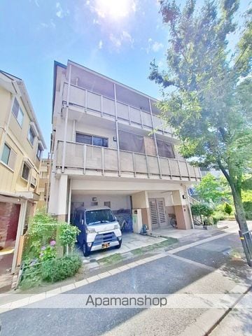 若葉ハイツの外観写真