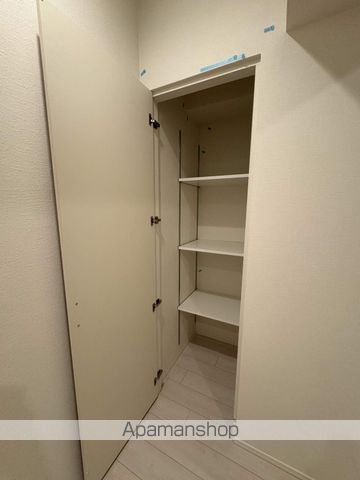 スプランディッド上本町WESTの内装写真