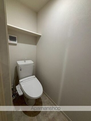 東京都渋谷区初台２丁目[1K/33.95m2]のトイレ