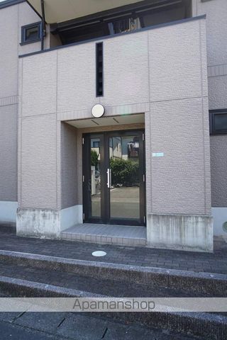 グランドクルーの玄関写真