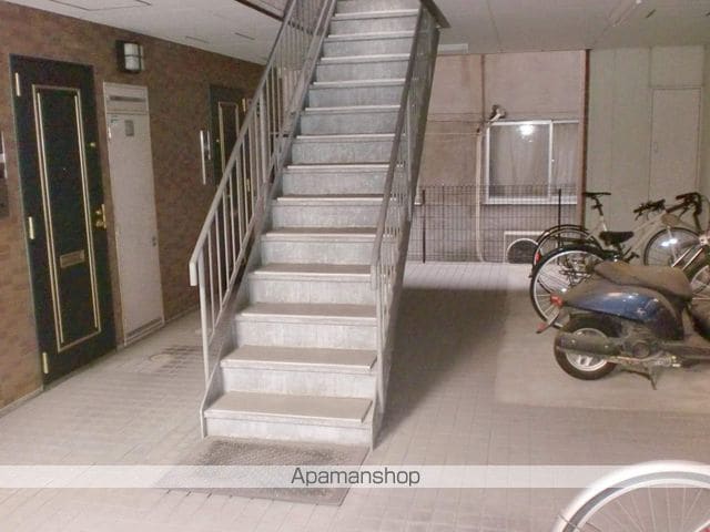 コーポ福知苑IIIの玄関写真