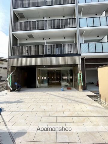スプランディッド中之島DUEの玄関写真
