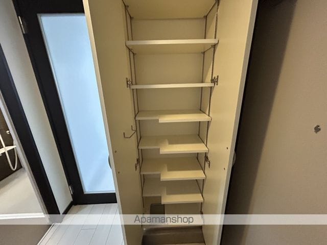 サンレムート江坂EASTの内装写真