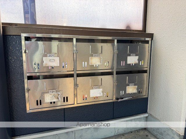 アーバンビレッジの玄関写真