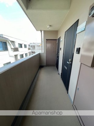 東京都中野区本町３丁目[1K/29.18m2]の共用部3