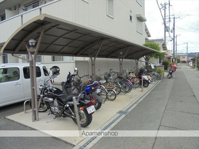 和歌山県和歌山市加納[2LDK/58.07m2]の共用部5
