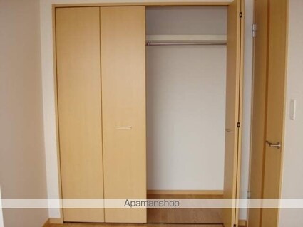メゾン・ド・グレース[2LDK/62.5m2]の収納