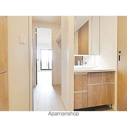 Ｇｒａｎｄ　Ｐａｌａｃｅ　ＩＫＡＩ[1LDK/46.61m2]の収納