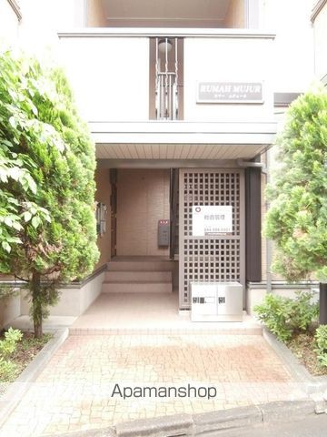 RUMAH MUJURの玄関写真