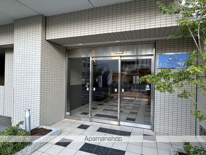 ディアメゾン新白島駅[1LDK/43.09m2]のエントランス2