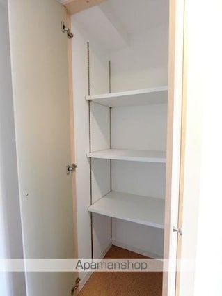 フォレスト・ヒル仙台青葉[1R/26.58m2]の収納1