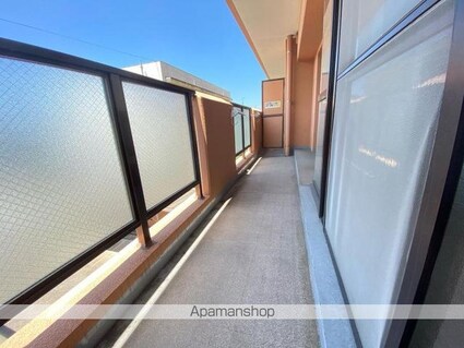 ダイアパレス屋島第４[4LDK/77.98m2]のバルコニー