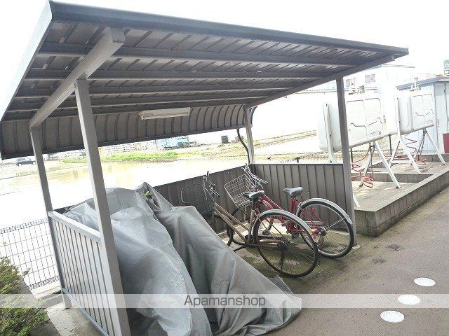 リシェス・オカザキのその他写真