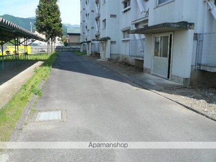 ビレッジハウス小山２号棟[2K/33.09m2]のエントランス