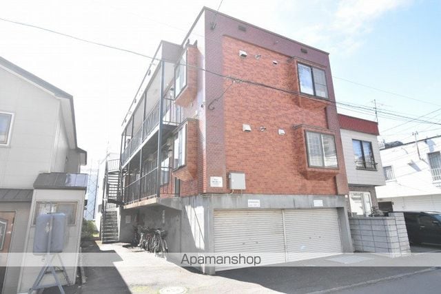 第16森宅建マンションの外観写真