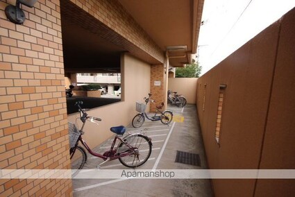 広島県広島市西区己斐本町２丁目[2LDK/49.41m2]の駐車場