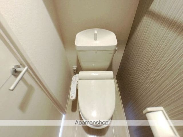 イソラ フェリジェIIの内装写真