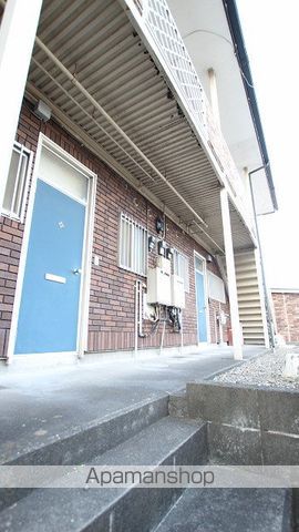 コーポ根田A棟の玄関写真