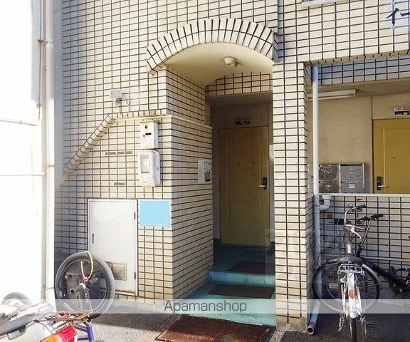 イーグルハウスの玄関写真