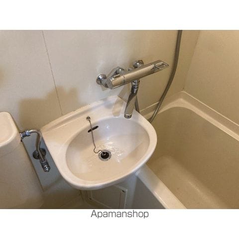 アザレアの内装写真