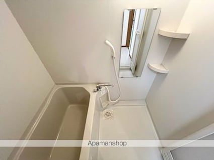 滋賀県長浜市小堀町[2K/37.81m2]のバス