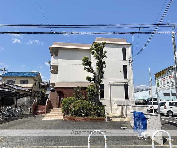岡崎グランドハイツの外観写真