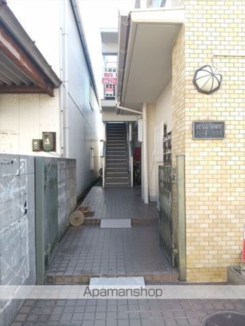 和歌山県和歌山市湊本町２丁目[1DK/31m2]のエントランス2