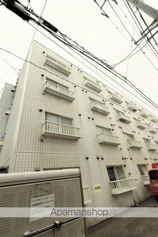ロイヤルパーク8・12の外観写真