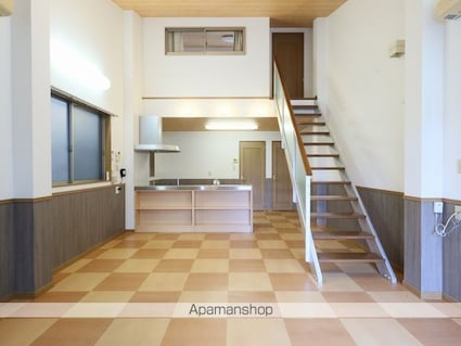 サンオレット[1LDK/58m2]のリビング・居間