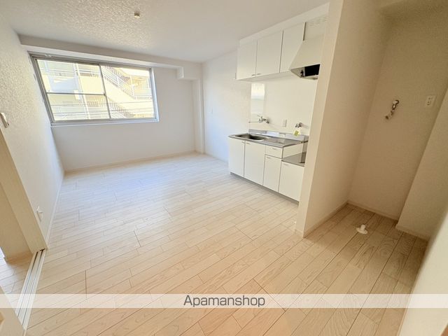 フェザー豊中マンションの内装写真
