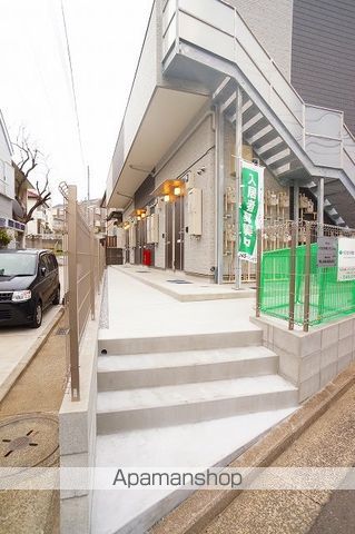 アムール西谷の玄関写真