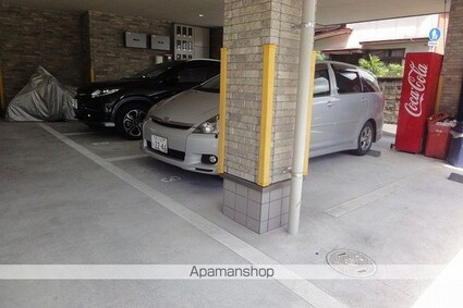 Ｅ－ＣＡＳＡ入明[1K/25m2]の駐車場1