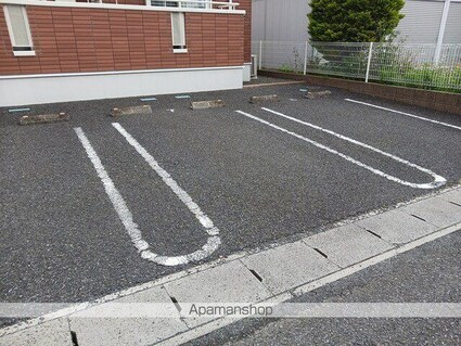 カーサ・シエスタ[1LDK/42.37m2]の駐車場