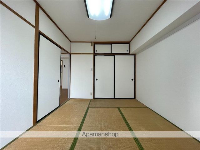 アーバンプラザ花京院の内装写真