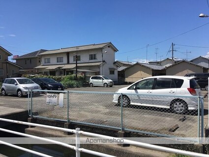 川口ハイツ[3DK/52m2]の駐車場1