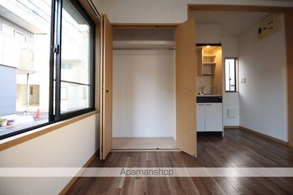 センチュリー北沢[1R/20m2]の収納
