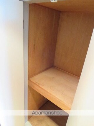 東京都江戸川区西葛西５丁目[2DK/46.4m2]のエントランス2