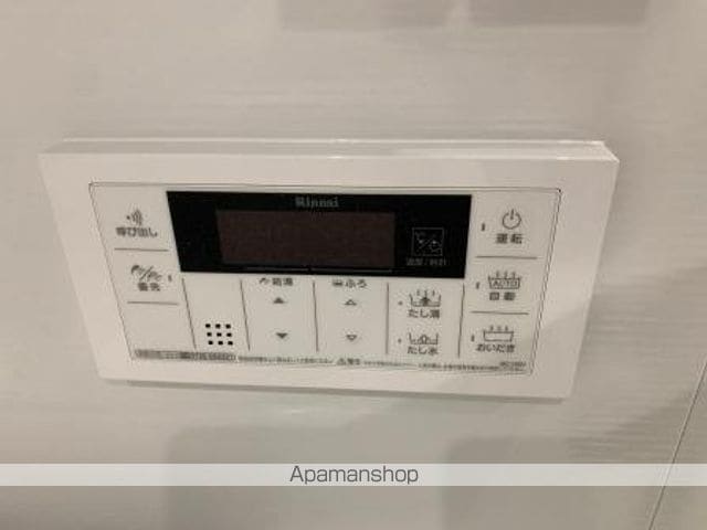 ゼルコヴァの内装写真