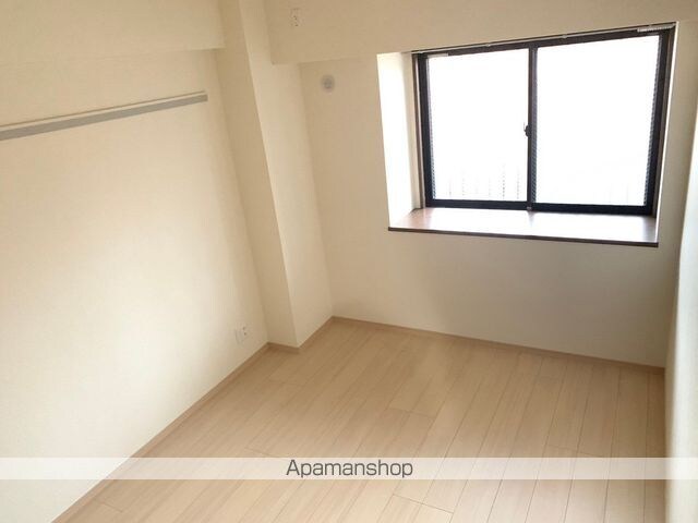 東京都三鷹市下連雀７丁目[3LDK/70.2m2]の内装3