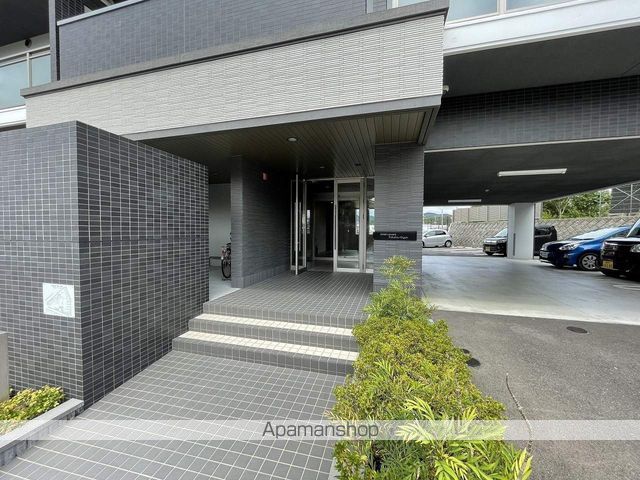 ソレイユルヴァン福津中央の玄関写真