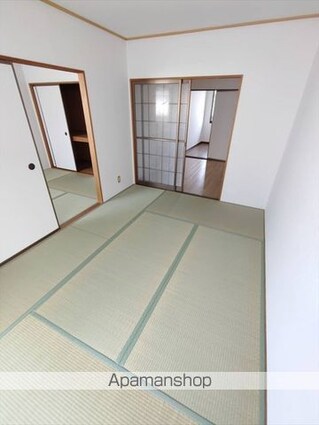 プレジール市小路[3K/45.36m2]のリビング・居間
